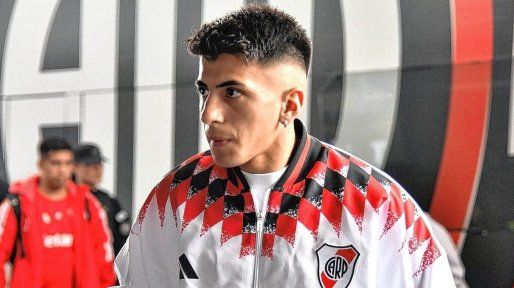 River vista a Independiente Santa Fe en Colombia por la ida