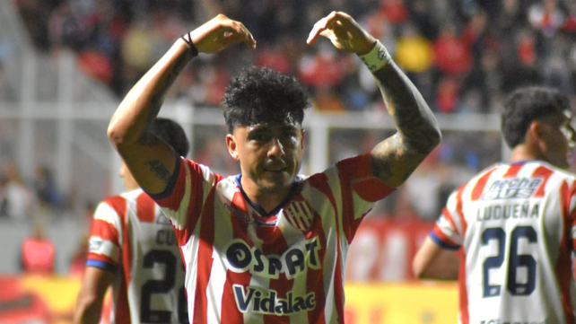 Tarragona, el goleador que volvió a sonreír: Necesitábamos este triunfo