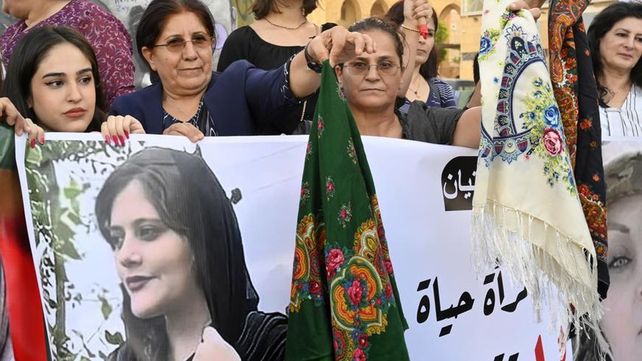 Irán: 92 muertos en las protestas por muerte de Mahsa Amini