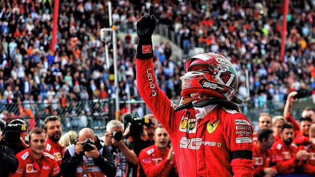 Leclerc ganó en Melbourne y amplía su liderazgo en la F1
