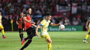 Colón pidió adelantar el partido ante Rosario Central para el viernes 8 de abril.
