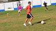 Con la redonda. Damián Steinert en el entrenamiento que realizó ayer Sportivo Urquiza en su estadio ubicado en barrio La Floresta.&nbsp;