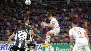 Lo paga en la tabla: Unión, el que menos ganó y uno de los que más empató en el año