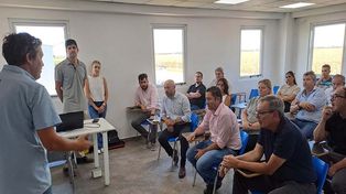 En un recorrido por empresas, cooperativas e instituciones del distrito, el ministro realizó anuncios de financiamiento, mantuvo reuniones sectoriales y ratificó el respaldo a la producción regional.&nbsp;