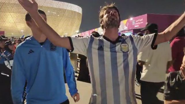 UNO Santa Fe en Qatar: los hinchas avivan el sueño mundialista con cábalas y promesas UNO Santa Fe en Qatar: los hinchas avivan el sueño mundialista con cábalas y promesas