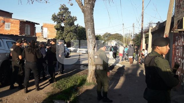 Adolescentes armados intentaron robarle el auto a gendarmes y terminaron presos