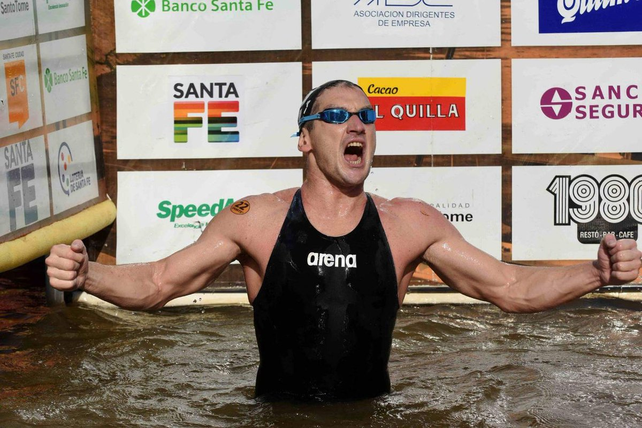 Guillermo Bertola recibió un duro golpe en su carrera