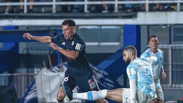Deportivo Riestra perdió 3-0 ante Gremio.