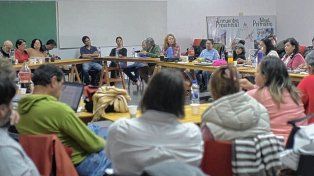 Agmer realizó la reunión este martes en Paraná.