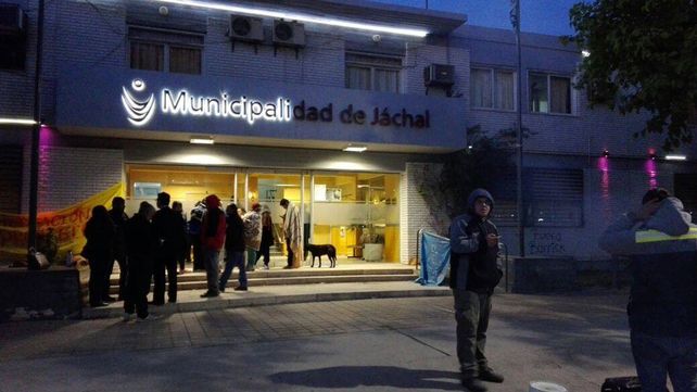 Tomaron el municipio de Jáchal y reclaman el cierre de Barrick Gold