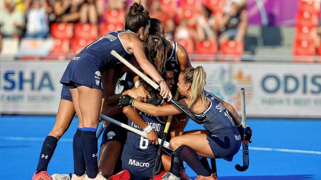 Las Leonas golearon y están en los 4º de final del Mundial