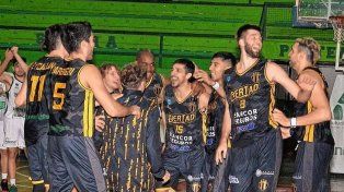 Libertad corrió de atrás y sobre el final superó a Barrio Parque este martes para dejar 2-1 la serie en Liga Argentina.