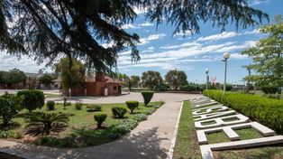 El contagio en un asado hizo que un pueblo vuelva a fase 1