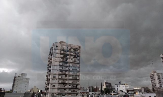 Se abate una tormenta sobre la región y hay alerta a corto plazo