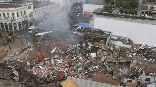 Explotó un edificio en Río de Janeiro y provocó el derrumbe de varias viviendas