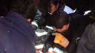 El salvataje de un nene atrapado en una columna de hormigón