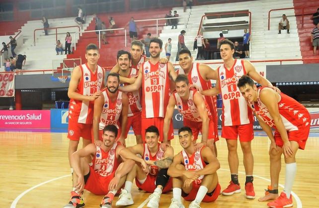 Unión extendió su invicto en el Ángel Malvicino