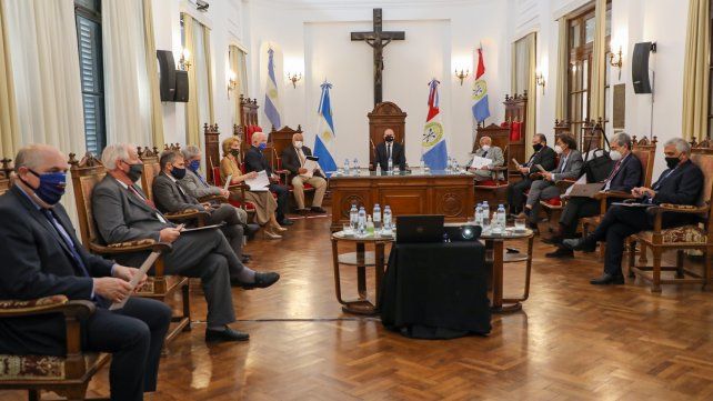Antes de aludir a los cambios en el gabinete