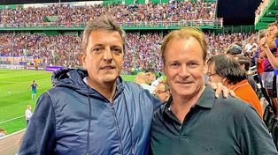 Gustavo Bordet posó junto a Sergio Massa, compartieron los festejos de Tigre campeón.