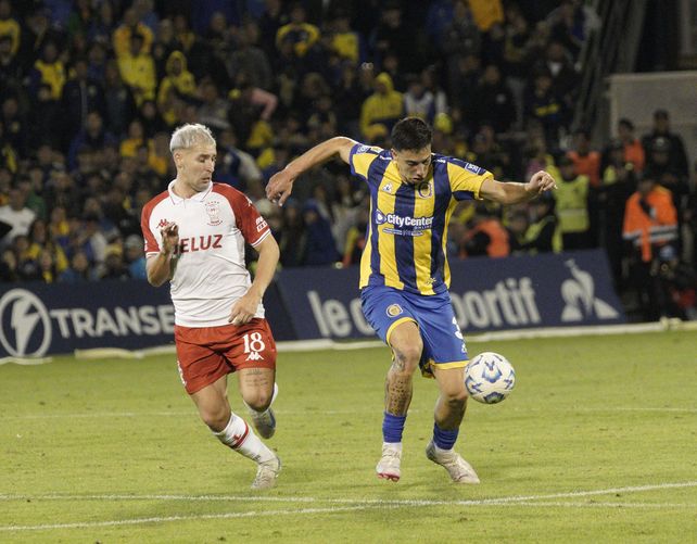 Matko Miljevic vistió los colores de Newell's hasta fines de 2024. Hoy es una pieza clave en Huracán.
