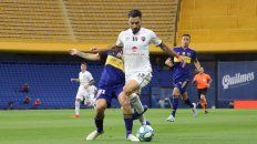 Scocco jugó pocos minutos contra Boca y debió salir lesionado. No volverá a participar del torneo. Scocco jugó pocos minutos contra Boca y debió salir lesionado. No volverá a participar del torneo.
