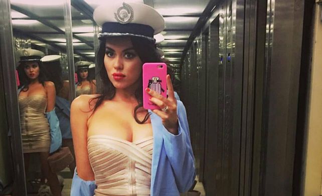 Hay muchos hombres que me gigolotean y me hacen pagar la cuenta, lanzó Karina Jelinek