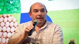 Caviglia (Conicet) disertó sobre las tendencias de manejo del cultivo de soja en Rosario.