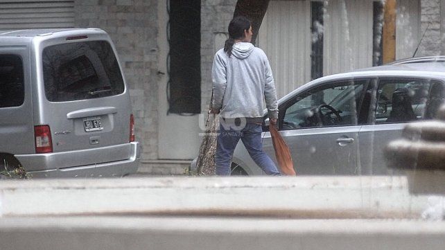 Barrio Sur: detuvieron a un trapito por amenazas de muerte a automovilistas si no le daban dinero