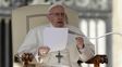 El Papa comparó  el aborto con recurrir a un sicario
