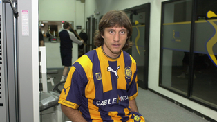 En total, Gustavo Barros Schelotto disputó 46 cotejos con la camiseta auriazul. Además anotó 5 goles y fue expulsado una vez.