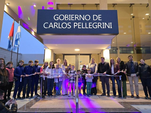 En un día histórico para Carlos Pellegrini se inauguró el nuevo edificio comunal