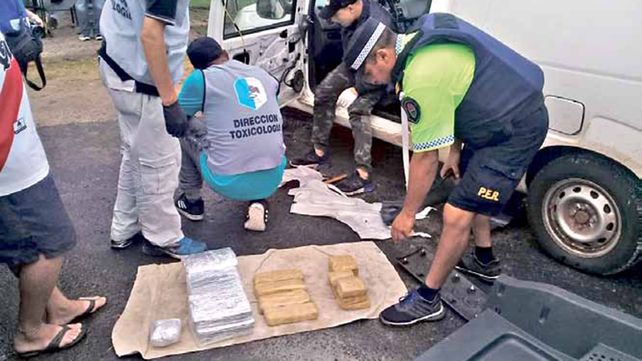 Uno viajaba con la droga y quiso fugarse, el otro iba de apoyo: fueron condenados