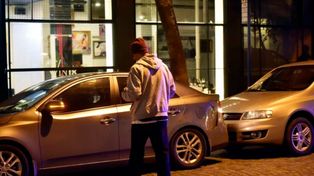 Pretenden terminar con esta actividad tras la queja de los automovilistas y motociclistas.