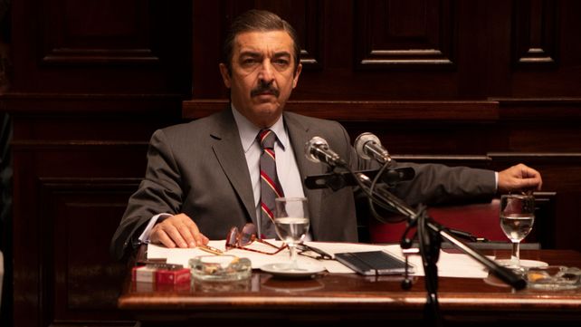 Ricardo Darín como el fiscal Julio Strassera.