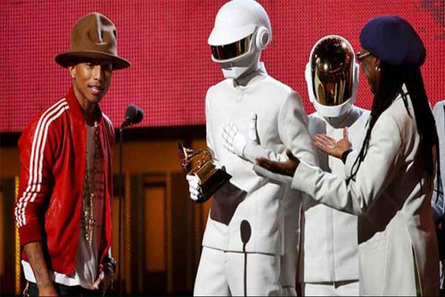 Daft Punk arrasó en los Grammy