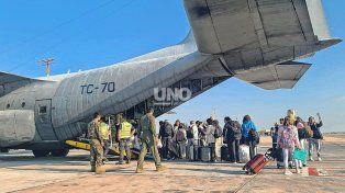 El operativo Regreso Seguro se inició con el envío del Hércules, al que se sumó ahora el Boeing T-99 de la Fuerza Aérea.