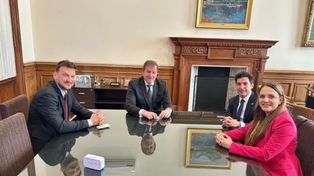 Germán Kiczka (a la izquierda), junto al secretario de Prensa de Presidencia Eduardo Serenellini en la Casa Rosada.