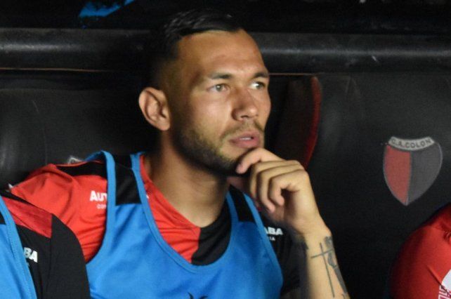 Jorge Sanguina lleva dos meses sin jugar con la camiseta de Colón. Jorge Sanguina lleva dos meses sin jugar con la camiseta de Colón.