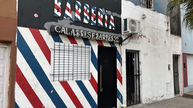 Barrio Belgrano: le dispararon a quemarropa en la cabeza a un barbero de 22 años delante de su hermano y su madre.