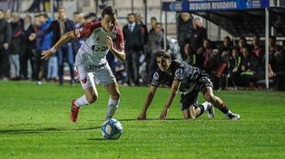 Esta vez Burián no fue héroe y Colón quedó eliminado de la Copa Argentina