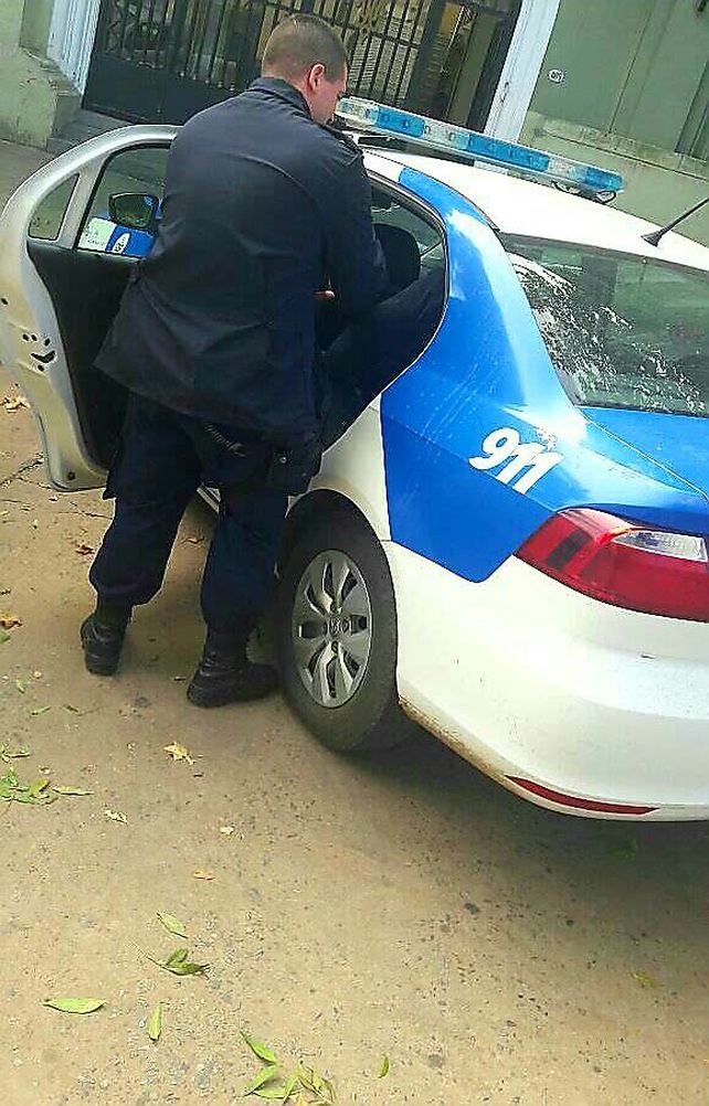 Detenido. Fue trasladado a la Comisaría 3ª.&nbsp;