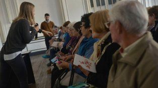 Este viernes 23 de junio a partir de las 18 horas se realizará una charla sobre Personas Mayores y participación social: su importancia para la salud y calidad de vida. La propuesta tendrá lugar en la sede del Centro de Jubilados y Pensionados de Caja Prever, ubicada en calle Hipólito Yrigoyen N° 650 de Paraná con entrada libre y gratuita.