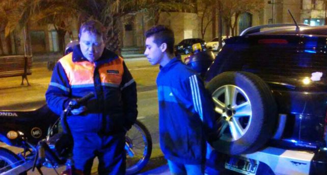Al corralón. La acción de los agentes controló la situación.