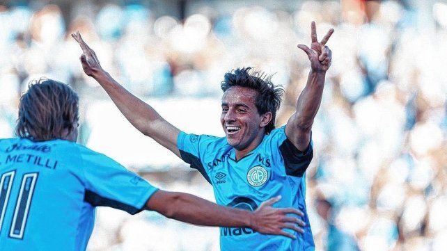 Belgrano goleó a Sarmiento y enfrentará a Talleres.