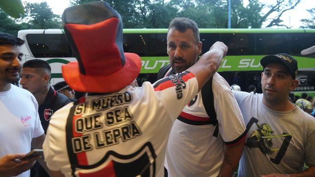 El afecto de los hinchas de Newells con el Ogro Fabbiani