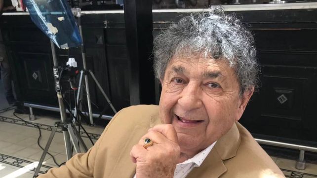 Cacho Deicas inició una nueva etapa en su carrera a los 73 años.