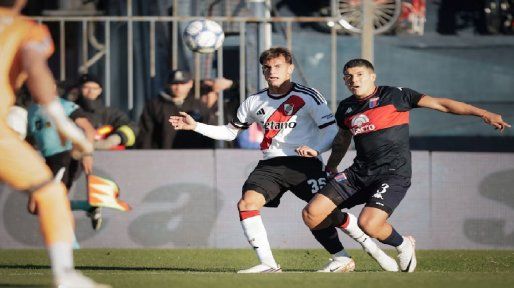Final del primer tiempo: River iguala sin goles ante Tigre en Victoria