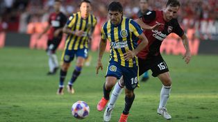 Ignacio Malcorra traslada en el clásico, un partido en el que el canalla mostró cierta solidez defensiva.