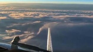 Un avión con más de 300 pasajeros debió ser escoltado por aeronaves de la Fuerza Aérea
