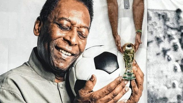 Pelé recibió la Navidad con su familia en un momento muy delicado de salud